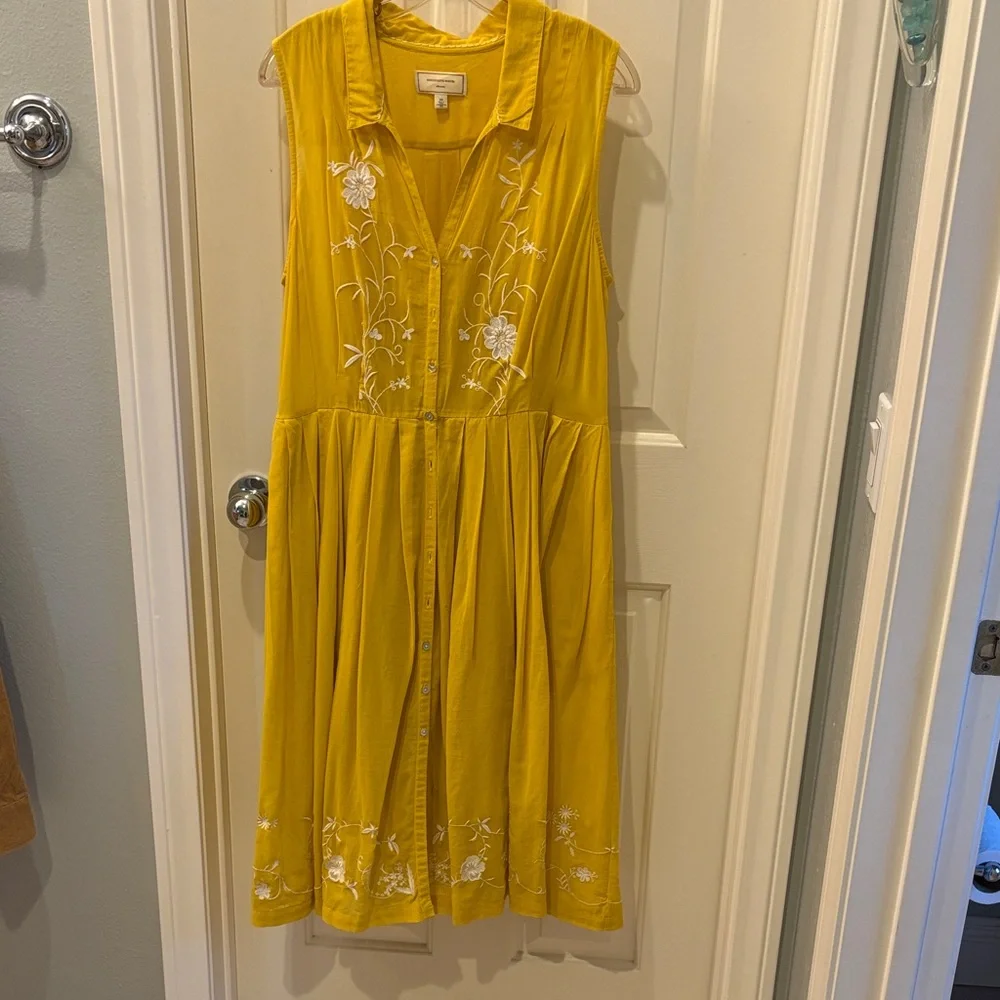 Moulinette Soeurs Vibrant Yellow Dress with matching slip - Picture 1 of 8